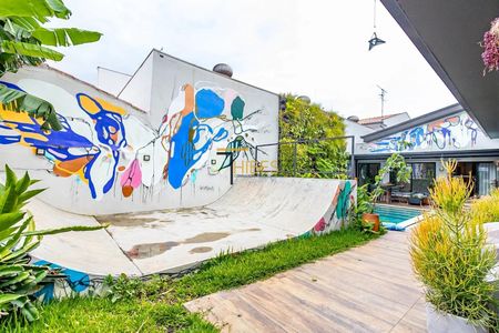 11_photo/94dce5a0ff.cd6912d4e48c45dd-ATLAS-db38702d-21f5-42b4-ad84-ae413b5d386f.jpg de casa à venda com 2 quartos, 365m² em Tarumã, Curitiba