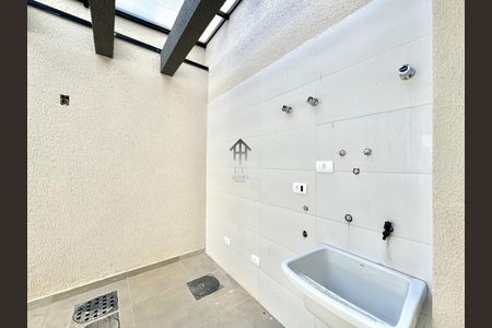 12_photo/94dce5a15f.ba97ac63d5ac1cb4-ATLAS-ccaf9e1e-7265-4fc6-817f-13c4bca7b1d3.jpg de casa à venda com 3 quartos, 123m² em Tarumã, Curitiba