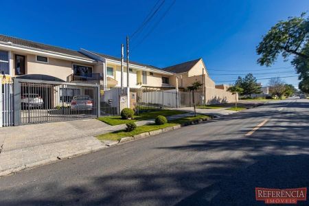 28_photo/94dce5a177.5201f2b37237fe26-ATLAS-6944efa0-5f99-4c2a-9281-54ea29a94df0.jpg de casa à venda com 3 quartos, 190m² em Tarumã, Curitiba