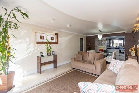 4_photo/94dce5a177.5201f2b37237fe26-ATLAS-6f5a42df-76de-43af-9adb-e9bc8f1a5e71.jpg de casa à venda com 3 quartos, 190m² em Tarumã, Curitiba