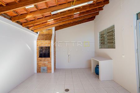 27_photo/94dce5a1a7.a9e2d09163b66a55-ATLAS-6bdc06b5-bd9c-4376-ade8-6c165bf39872.jpg de casa à venda com 3 quartos, 188m² em Tarumã, Curitiba