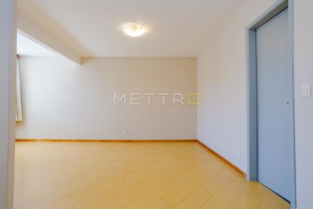 7_photo/94dce5a1a7.a9e2d09163b66a55-ATLAS-88778217-d8cd-41e3-b636-e400857fbddf.jpg de casa à venda com 3 quartos, 188m² em Tarumã, Curitiba