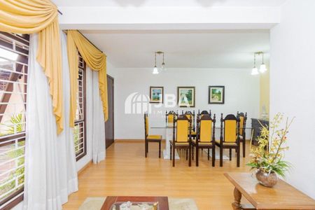 5_photo/94dce5a1d5.760d7ecec936a2b8-ATLAS-cee40ba3-6f2d-4c20-8f35-dbc576de2d18.jpg de casa à venda com 0 quarto, 121m² em Tarumã, Curitiba