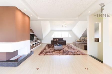 43_photo/94dce5a1d5.f34ea19b5153c875-ATLAS-ae2792d9-67c9-46b3-93a7-85bb1c8887de.jpg de casa à venda com 3 quartos, 250m² em Tarumã, Curitiba