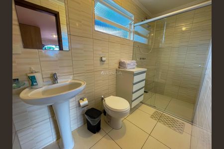 39_photo/94dce5a219.d507f7aa6fb7bece-ATLAS-9dd3bf2f-7abf-40f4-a121-a70b89446409.jpg de casa à venda com 5 quartos, 400m² em Tarumã, Curitiba