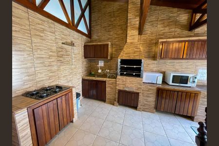 11_photo/94dce5a219.d507f7aa6fb7bece-ATLAS-a0d050e2-b61c-46e9-8806-c3fd3f665163.jpg de casa à venda com 5 quartos, 400m² em Tarumã, Curitiba