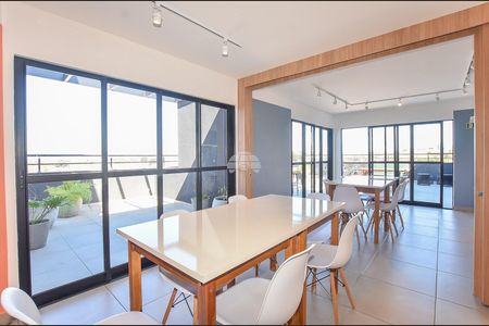 7_photo/94dce5a5b9.6093d75ed6a17a64-ATLAS-282fc43c-6b7c-4b6b-8510-7edb39fdb8f5.jpg de apartamento à venda com 2 quartos, 66m² em Tarumã, Curitiba