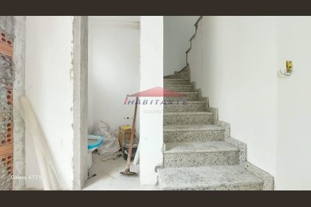 8_photo/94dce5a5f3.f469cfda097b0aa9-ATLAS-627b5f8e-097a-4e42-b696-e91a4e78873f.jpg de casa à venda com 3 quartos, 140m² em Tarumã, Curitiba