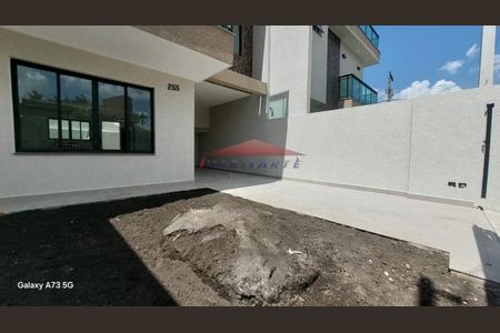 5_photo/94dce5a5f3.f469cfda097b0aa9-ATLAS-94f00a75-3e4f-45cb-827f-e09a180a5109.jpg de casa à venda com 3 quartos, 140m² em Tarumã, Curitiba