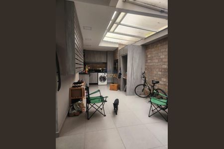 11_photo/94dce5a64f.04f4efb4ec0e2ec3-ATLAS-5f46b357-1542-4e70-862f-f48ad313a9da.jpg de casa à venda com 5 quartos, 191m² em Tarumã, Curitiba