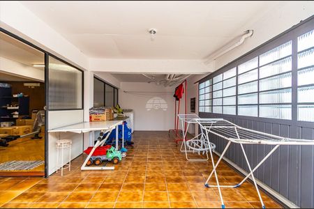 44_photo/94dce5a737.26a6c0594c64ae71-ATLAS-2372ebe5-02fe-4fb7-9629-2f7aa34efa9a.jpg de casa à venda com 4 quartos, 271m² em Tarumã, Curitiba