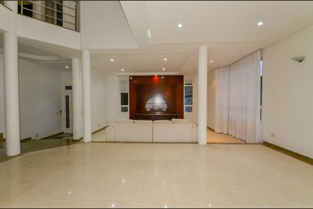 18_photo/94dce5a75d.dc7b031a1d7e8bb1-ATLAS-4a320548-ff81-4640-8227-3f8ba8cdfef6.jpg de casa à venda com 3 quartos, 465m² em Capão da Imbuia, Curitiba