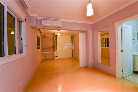 45_photo/94dce5a75d.dc7b031a1d7e8bb1-ATLAS-9bc13995-c80a-4113-8287-87b5b9d41eed.jpg de casa à venda com 3 quartos, 465m² em Capão da Imbuia, Curitiba