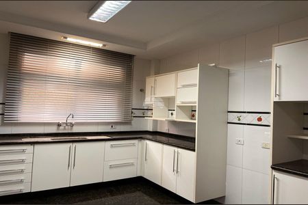 2_photo/94dce5a75d.dc7b031a1d7e8bb1-ATLAS-bc01be17-3c1a-4726-b553-dd9d9282d4aa.jpg de casa para alugar com 3 quartos, 465m² em Capão da Imbuia, Curitiba