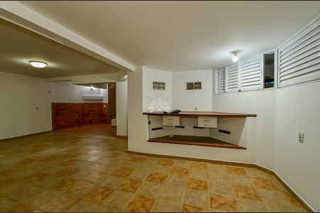 27_photo/94dce5a75d.dc7b031a1d7e8bb1-ATLAS-d72117cb-e457-4973-b631-d00c956329fe.jpg de casa à venda com 3 quartos, 465m² em Capão da Imbuia, Curitiba