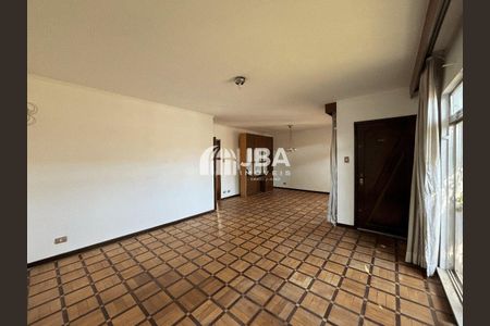 4_photo/94dce5a7c5.9eb5d2fc35c3b0f7-ATLAS-3e04ae6a-0859-439a-b95c-bae350e57b45.jpg de casa à venda com 3 quartos, 175m² em Tarumã, Curitiba