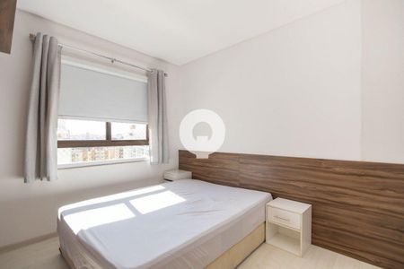 10_photo/94dce5a835.e100dba37721dde7-ATLAS-ce21782e-4a68-4001-bbca-dfb2ff0da0ee.jpg de apartamento à venda com 2 quartos, 111m² em Cristo Rei, Curitiba