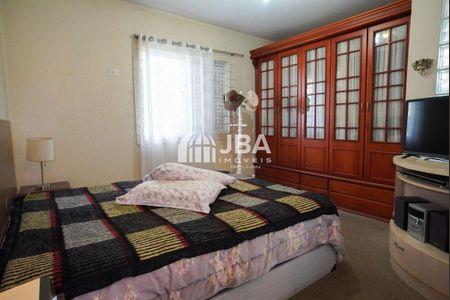 8_photo/94dce5a839.c202053c0eb79174-ATLAS-81d860fd-69a1-42cb-b2cb-d43d1d2a8d26.jpg de casa à venda com 4 quartos, 187m² em Cristo Rei, Curitiba