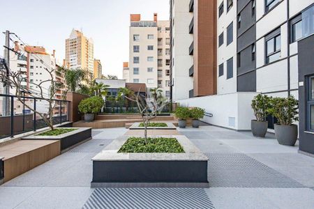 27_photo/94dce5a853.cf3a7f5bbaffc55e-ATLAS-a5319a65-098b-4fb5-88dc-1a73b5de23a5.jpg de apartamento à venda com 3 quartos, 105m² em Cristo Rei, Curitiba