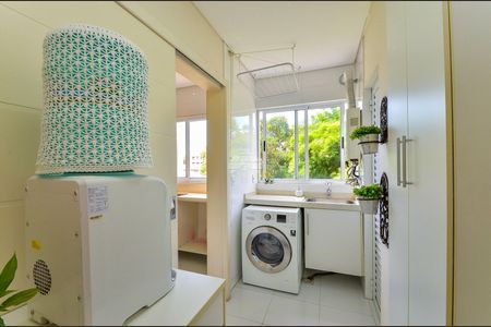 18_photo/94dce5a947.0cc072c38496037b-ATLAS-83e577c5-5aaf-4a32-82cc-77a85baae2bf.jpg de apartamento à venda com 3 quartos, 121m² em Cristo Rei, Curitiba