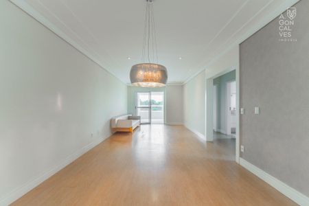 2_photo/94dce5a947.88456cfd7eacd513-ATLAS-9ead5207-5b64-459d-921d-ec12b5d26822.jpg de apartamento à venda com 3 quartos, 240m² em Cristo Rei, Curitiba