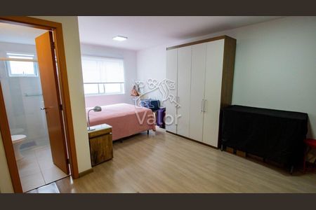 5_photo/94dce5a971.d00588b39bb74d6d-ATLAS-19aef0a0-a9e6-4a6e-a2bb-7785ae646c9a.jpg de apartamento à venda com 1 quarto, 28m² em Cristo Rei, Curitiba