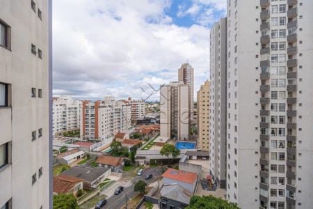 9_photo/94dce5a977.719fbdc320448c84-ATLAS-658b32a7-d93d-4dcd-b278-fa3b1591e362.jpg de apartamento à venda com 3 quartos, 94m² em Cristo Rei, Curitiba