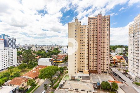 8_photo/94dce5a97b.b88c9f23dde11cca-ATLAS-245cd47c-1477-4f7e-b9c0-7ea70337fa5e.jpg de apartamento à venda com 2 quartos, 66m² em Cristo Rei, Curitiba