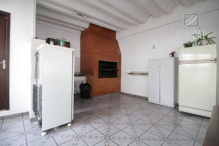 32_photo/94dce5a985.b680b694331d2a5e-ATLAS-186bb7b7-b667-4809-9ef8-e970148b2f17.jpg de apartamento à venda com 2 quartos, 66m² em Cristo Rei, Curitiba