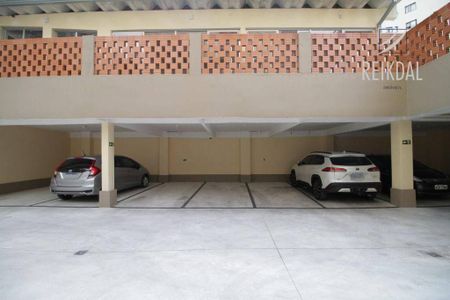 36_photo/94dce5a985.b680b694331d2a5e-ATLAS-a8437e09-2f51-470b-a4f6-3f35bf5b4a74.jpg de apartamento à venda com 2 quartos, 66m² em Cristo Rei, Curitiba