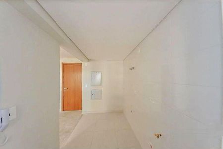 6_photo/94dce5a995.59abdc00308a7dc6-ATLAS-a29665e2-a2f8-4853-bd65-89b42b8b8e84.jpg de apartamento à venda com 3 quartos, 75m² em Cristo Rei, Curitiba