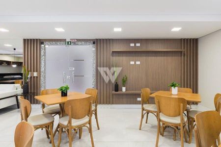 18_photo/94dce5a99b.8aed5d99e00580a6-ATLAS-00fa27ab-36fc-4777-96b2-9de2f03ffe5c.jpg de apartamento à venda com 3 quartos, 77m² em Cristo Rei, Curitiba