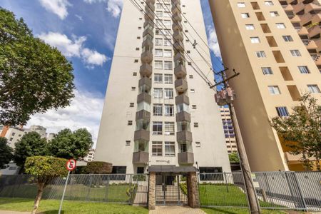 33_photo/94dce5a99d.7a69ff73eb43ff8d-ATLAS-4190bdf1-e2a2-44e3-8961-b02d19586e1e.jpg de apartamento à venda com 3 quartos, 85m² em Cristo Rei, Curitiba