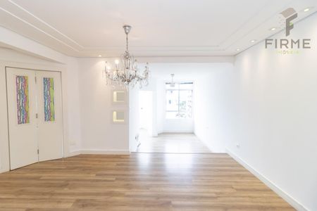 15_photo/94dce5a99d.d6186ffed56e7897-ATLAS-ac609876-7cfd-40a5-9817-8a9b63d29fae.jpg de apartamento para alugar com 3 quartos, 85m² em Cristo Rei, Curitiba