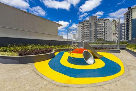 8_photo/94dce5a9b7.3714cccd63f8fe2d-ATLAS-7f2c5656-ffd5-4c45-89de-7fa6bbd841b8.jpg de apartamento à venda com 3 quartos, 128m² em Cristo Rei, Curitiba