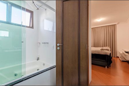 63_photo/94dce5a9b7.ceff8192393c33de-ATLAS-42c8b3dc-01f6-458d-b7a7-d38b893d96a1.jpg de apartamento para alugar com 3 quartos, 149m² em Cristo Rei, Curitiba