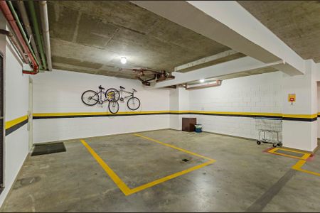 67_photo/94dce5a9b7.ceff8192393c33de-ATLAS-bdfe6f3b-ab39-4b64-87b7-67d3057a6579.jpg de apartamento para alugar com 3 quartos, 149m² em Cristo Rei, Curitiba