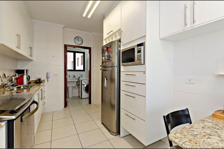 29_photo/94dce5a9b7.ceff8192393c33de-ATLAS-befcbe28-ec90-4d2a-9706-864b85f3b578.jpg de apartamento para alugar com 3 quartos, 149m² em Cristo Rei, Curitiba