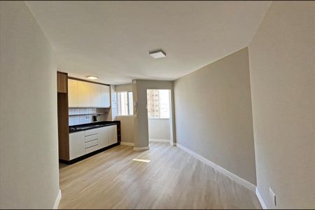 2_photo/94dce5a9b9.0deb1c52df760da9-ATLAS-a38db672-115f-4b25-9601-e467b32a34dc.jpg de apartamento para alugar com 1 quarto, 32m² em Cristo Rei, Curitiba