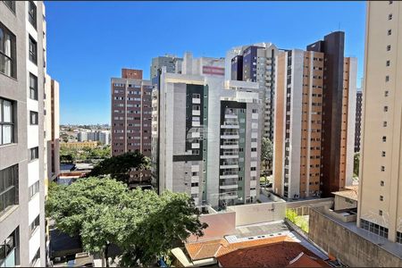 10_photo/94dce5a9b9.0deb1c52df760da9-ATLAS-b81d3ffc-5509-4a95-aa14-1addb490d448.jpg de apartamento para alugar com 1 quarto, 32m² em Cristo Rei, Curitiba