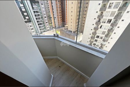 4_photo/94dce5a9b9.0deb1c52df760da9-ATLAS-ee84cf7f-4340-4a13-badd-e22b0956085e.jpg de apartamento para alugar com 1 quarto, 32m² em Cristo Rei, Curitiba