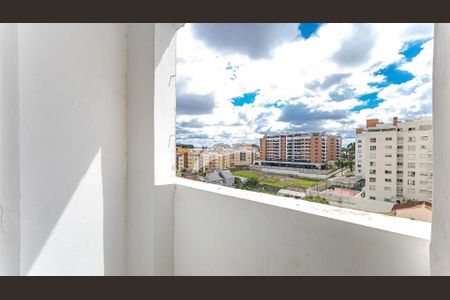 6_photo/94dce5a9b9.5f0b9f8788130d5a-ATLAS-a27127ef-8d23-421a-b2d0-ec9ac7a9be62.jpg de apartamento à venda com 1 quarto, 27m² em Cristo Rei, Curitiba