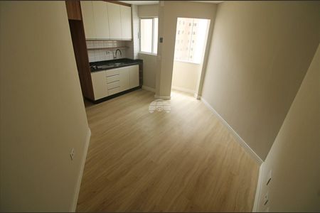 8_photo/94dce5a9c7.0deb1c52df760da9-ATLAS-9b144813-c0e9-4da3-b2ae-b33a25a19e4e.jpg de apartamento para alugar com 1 quarto, 32m² em Cristo Rei, Curitiba