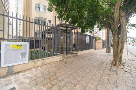 30_photo/94dce5a9c7.28f6ec5d72603be5-ATLAS-2b70ec92-75b9-4055-ac2c-c656b31b961f.jpg de apartamento à venda com 2 quartos, 33m² em Cristo Rei, Curitiba