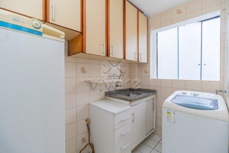 8_photo/94dce5a9c7.28f6ec5d72603be5-ATLAS-2d93034c-a970-44f6-bf68-ef07cd04c74a.jpg de apartamento para alugar com 2 quartos, 33m² em Cristo Rei, Curitiba