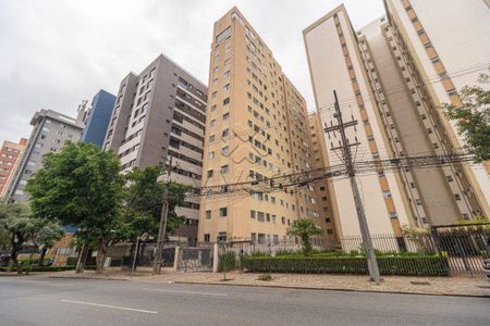 30_photo/94dce5a9c7.28f6ec5d72603be5-ATLAS-93eaaaae-87c4-4c07-9f80-bcc726e3b1cd.jpg de apartamento para alugar com 2 quartos, 33m² em Cristo Rei, Curitiba