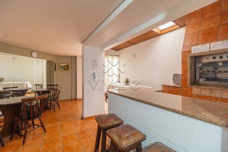 28_photo/94dce5a9c7.28f6ec5d72603be5-ATLAS-df04f81f-b8c6-4809-8139-cffd430ea59e.jpg de apartamento à venda com 2 quartos, 33m² em Cristo Rei, Curitiba