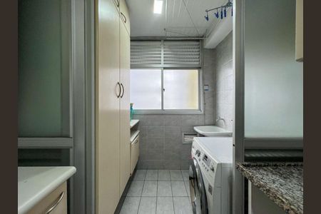 9_photo/94dce5a9cb.7d01d2ab176dea69-ATLAS-a401f0f7-bd06-4df1-90e5-99894ab99d28.jpg de apartamento para alugar com 2 quartos, 74m² em Cristo Rei, Curitiba