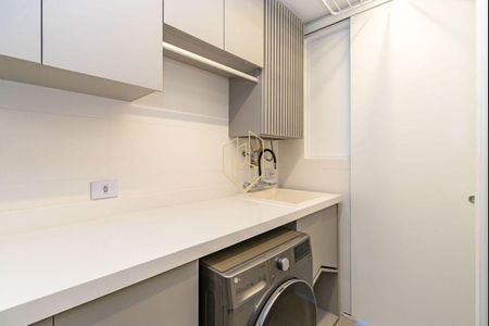 18_photo/94dce5a9cb.f87c5f63b588f4d4-ATLAS-c3ed01e2-e21d-48e8-aad6-ce7dc11355f0.jpg de apartamento à venda com 3 quartos, 112m² em Cristo Rei, Curitiba