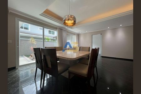 4_photo/94dce5a9eb.1aa5b8f538f3adaf-ATLAS-126f6911-41a2-461b-b17e-88b63e8d755f.jpg de casa para alugar com 3 quartos, 300m² em Cristo Rei, Curitiba